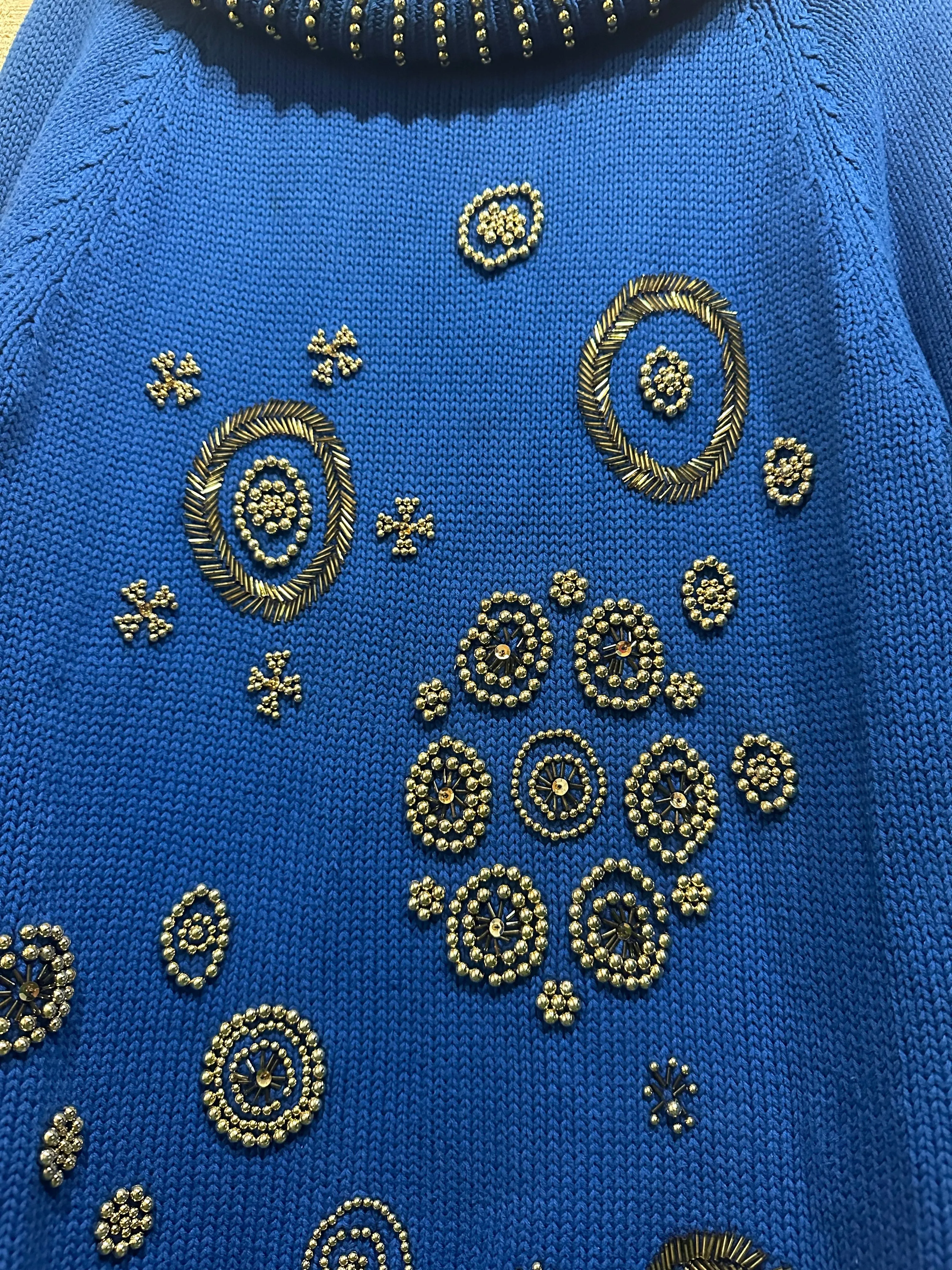 Vintage 90s Chunky Blue/Gold Beaded Knit Turtleneck Sweater (M)